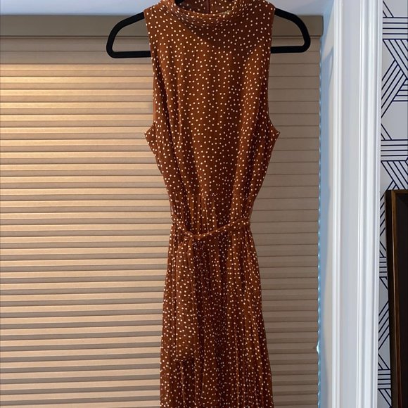 Taylor Dresses & Skirts - Did someone say PRETTY WOMAN?